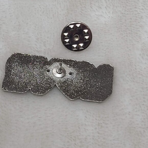 LOVE Pinback Button Purple Heart Pet Dog Cat Animal Theme - Picture 5 of 5